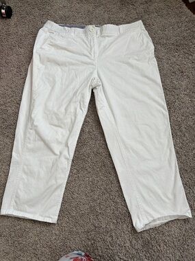 crown & ivy White Cotton Pants with Navy Trim